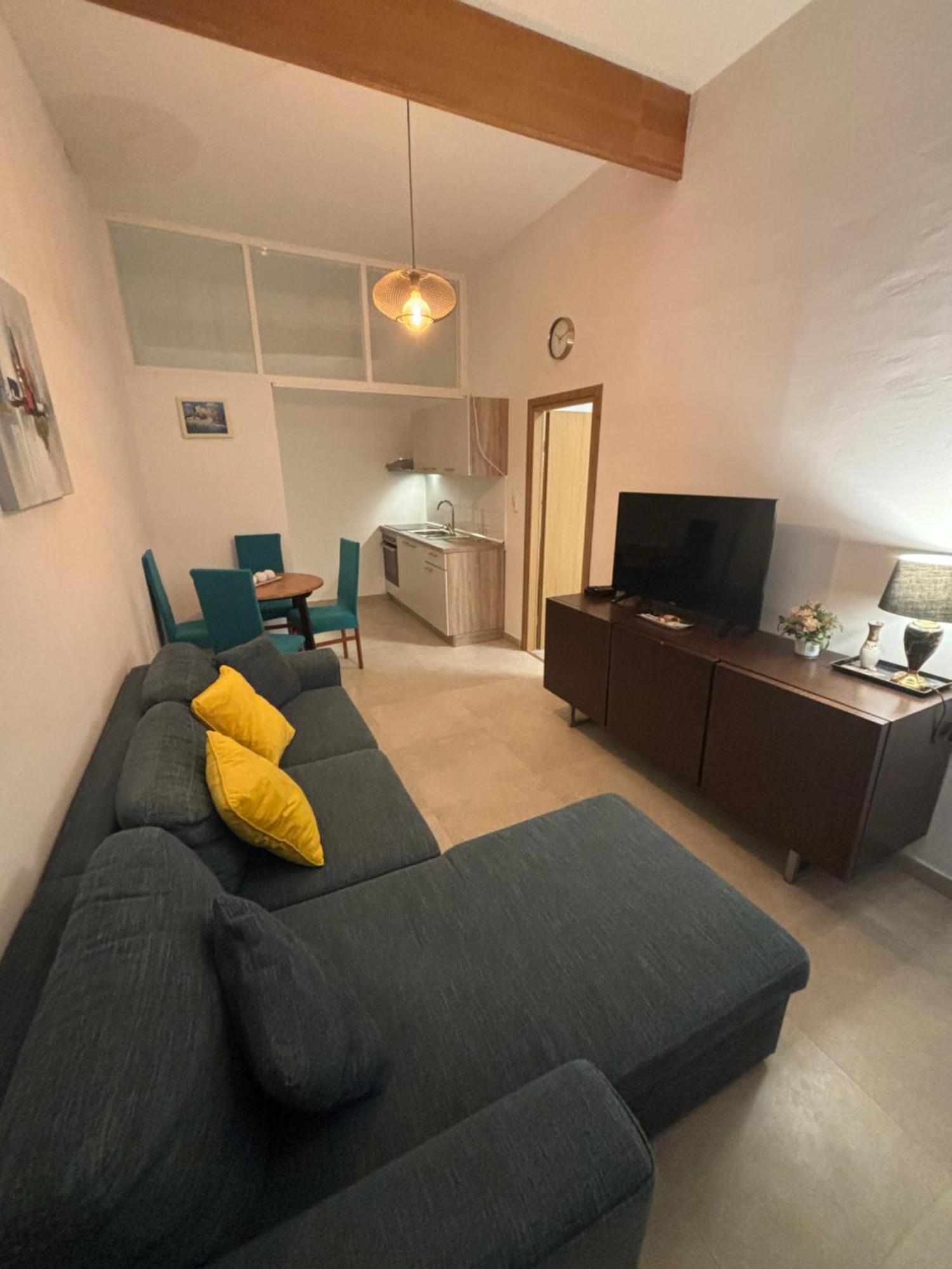Apartment Kairos Trogir Exterior photo